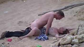 Preview 4 of Momandsonanddad - Beach Quickie.avi