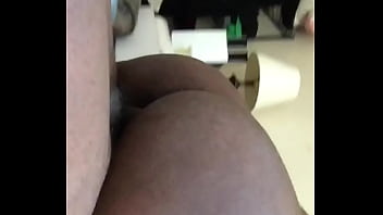 Preview 2 of Rich Royal - 7BBE48CF-6252-404F-B0D9-2BBD4BA6C7AD.MOV