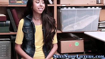 Preview 1 of Bur Chuchi - Reality fucked shoplifter