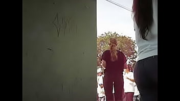Preview 3 of Virgin Fat Girls - mulher bunduda jeans