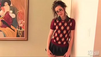 Preview 1 of Priyanka Chora Fuck - Georgia Jones riding the Sybian