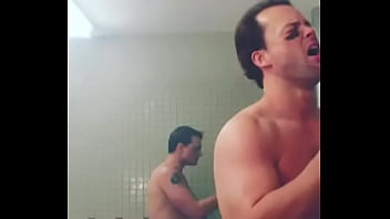 Preview 2 of Art Parn Anal - Ducha gay Super hot termina mal