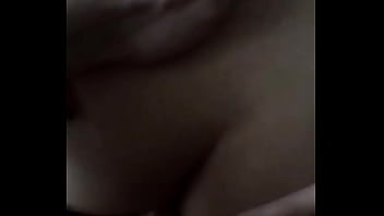 Preview 2 of Mujer Acabando - 4EE5C979-BDC6-4CE2-8BC1-A4FBE4EFD3F1.MOV