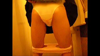 Preview 4 of Johny Sin Eating Pussy - 女装, ニューハーフ, shemale, トイレ, 生理, タンポン04