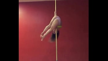 Preview 3 of Pissy Lucky - Pole Dance