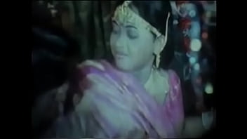 Preview 3 of Small Girls Firstsex - Fully Uncensored Bangla B-Grade Masala Movie Songs