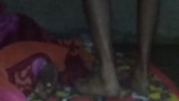 Preview 1 of Little Young Ass Fuck - सोई हुई भाभी को उठाकर चोदा