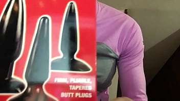 Preview 4 of Sophie Barnard - Dildo Baggins