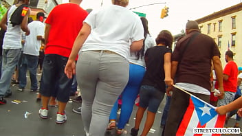 Preview 3 of Amateur Candle - Hermosa Morena Muy Exitante Caminando