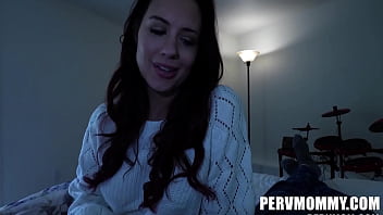 Preview 1 of Anim Scat - Exhibitionist Stepmilf Likes Being Caught Jessica Ryan,  Tyler Cruise