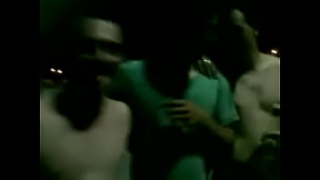 Preview 2 of Black Man Jacking Massage - Narigudo tonto tomando pirocada de boquinha malandra