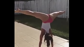 Preview 2 of On Road Fat Hd - Big ass girl