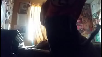 Preview 2 of Granny Gas - Mi mejor amigo me despierta de un pichulazo