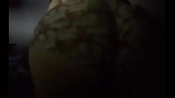 Preview 1 of Mom Fuk Litel Son - Namorada dan&ccedil_ando funk
