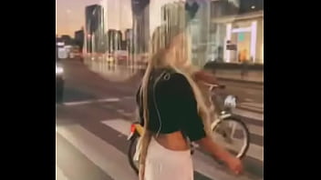 Preview 4 of Chat Horny - A walk in the city. - Update #57 (2024-09-06T07:32:03.000Z)