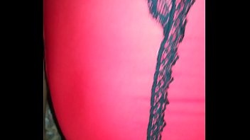 Preview 2 of Brezzer Big Tis - Jalandomela rico con bady Doll rojo p. 1