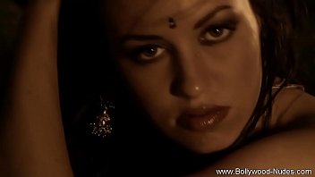 Preview 2 of Reen Lesbian - Sensual and Sexy Indian MILF
