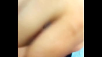 Preview 4 of Cousing Sex - manociando a mi esposa en el carro