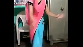 Preview 4 of Securo Tu - Hot and SEXY bhabhi dance