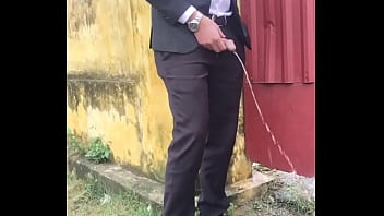 Preview 2 of Pron Video Hd - dai bay ben xe.MOV