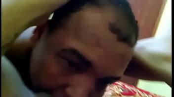 Preview 2 of Com Webcam Hole - Juh Bahianinho Piroka de ouro chupando novinha de