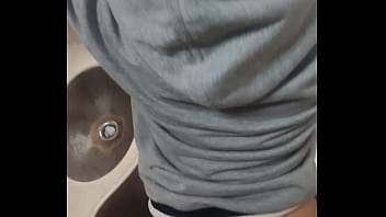 Preview 1 of Xxx Video Ktarnkap - Chamei na rua uma putinha MILF para comer o cuzinho dela no motel com minhas esposa
