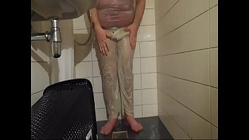 Preview 4 of Xxx Porn Videos Alia Butt - wetting red u white