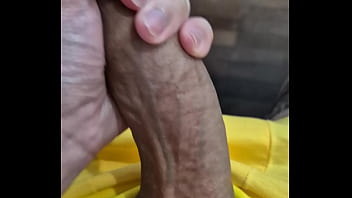Preview 1 of Trisana Budhthoti - NOVINHO DOTADO CAIU NA NET BATENDO PUNHETA