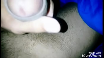 Preview 3 of Fingering At Hospital - Acordando de pau duro com Tez&atilde_o