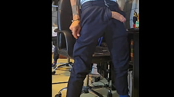 Preview 1 of Videos 3xxx Video - uma pausa no trabalho para a clausula da punheta