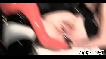 Preview 1 of Sdx Mom - Chick shows off her hawt body