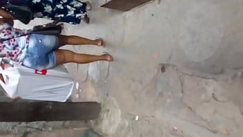 Preview 2 of Sex Bf Hd Full Photos - Gostosa andando na rua