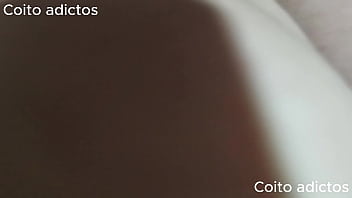 Preview 3 of Ez Fjx - Le quer&iacute_a dar una sorpresa a mi esposo pero llego su mejor amigo antes!! (Casero real)