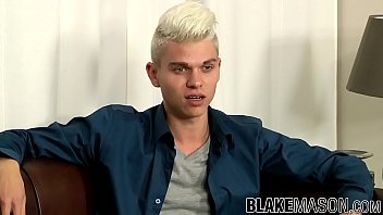 Preview 1 of Czechav Squirt - Young blonde homo Titus Snow wanks it like a pro