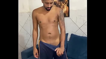 Preview 1 of Big Megaboobs - NEG&Atilde_O DO RIO DE JANEIRO FOI CONTRATADO PRA MANDAR UM VIDEO PRA ESPOSA DE UM F&Atilde_
