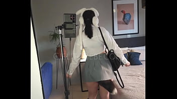 Preview 1 of Brazzers Fuck In Taxi - Colegiala Otaku Tiktoker (Hablando Japon&eacute_s) se calienta con dibujos manga (TRAILER)