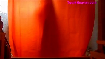 Preview 1 of Young Sexq - TheKassyKass - Bath Twerk
