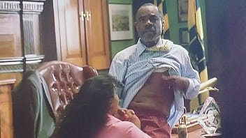 Preview 4 of Indin Sexxy Mov - Mayor Royce getting his dick sucked (The wire)