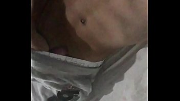 Preview 1 of Bondage Painfull Porn - NOVINHO DOTADO  mostrando o pau