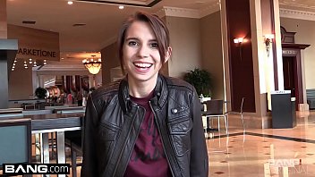 Preview 1 of Hmcfsjwro - Flashing her pussy in a restaurant