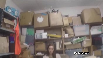 Preview 1 of Xxxbabita Video - LP officer sucked by two at office