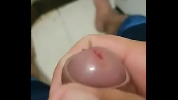 Preview 1 of Xxxio Vo - mi amigo marlo jugando con su pene