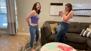 Preview 2 of Muslim Xxzx - Ripping Wedgie Review Patreon