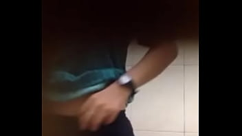 Preview 1 of Mature Bukkake And Piss - IMG 9589.MOV