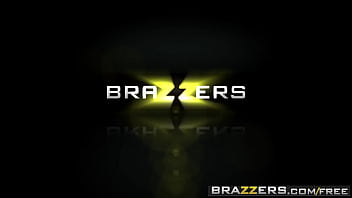 Preview 2 of Hd Sex Takeout - Brazzers - Hot And Mean - (Abella Danger) - Dirty Little Gamer - Trailer preview