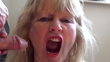 Preview 1 of Telugu Muvie - Piss and blowjob from mature