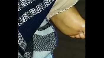 Preview 4 of Bhavi And Deur - sleepy wife feet cumshot,  regada en pies de mi esposa