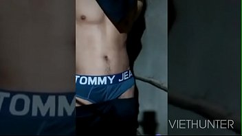 Preview 4 of Bruisers In Black - L&eacute_n l&uacute_t sục cặc c&ugrave_ng quần x&igrave_ Tommy Jeans
