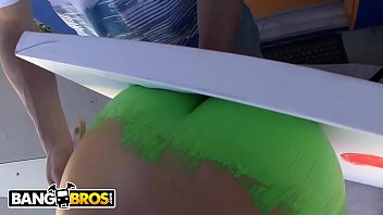 Preview 1 of 3xx Step Son Japan - BANGBROS - PAWG Kimmy Olsen Paints With Her Ass And Gets Fucked