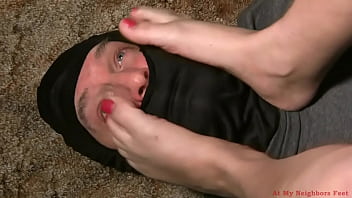 Preview 4 of Espaolas Irene - Kitty Toe in Eye 1 - At My Neighbors Feet